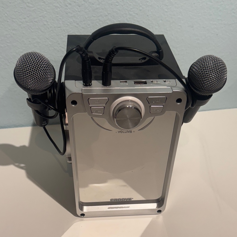 Groove Silver Boombox with Dual Microphones